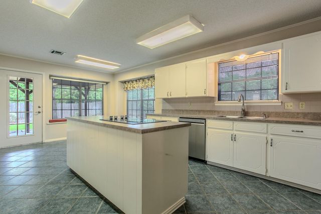 3502 Elm DR, Temple, TX 76502
