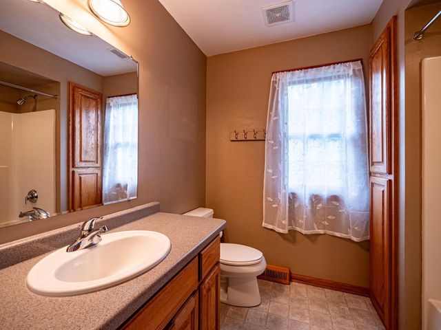 W264N6779 Lake DRIVE, Lisbon, WI 53089