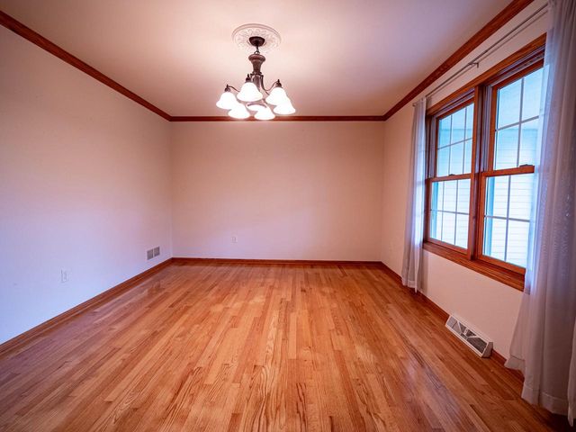 W264N6779 Lake DRIVE, Lisbon, WI 53089