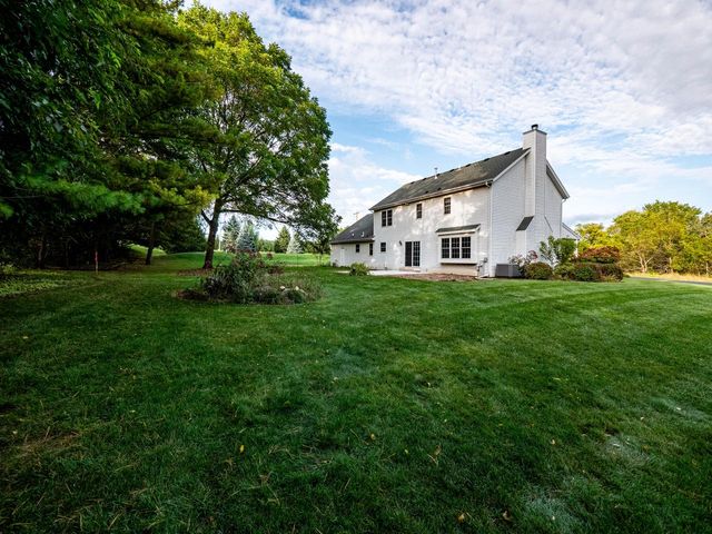 W264N6779 Lake DRIVE, Lisbon, WI 53089