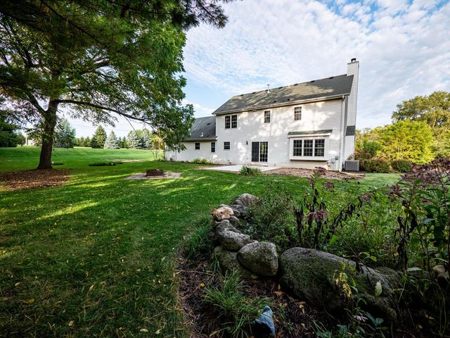 W264N6779 Lake DRIVE, Lisbon, WI 53089