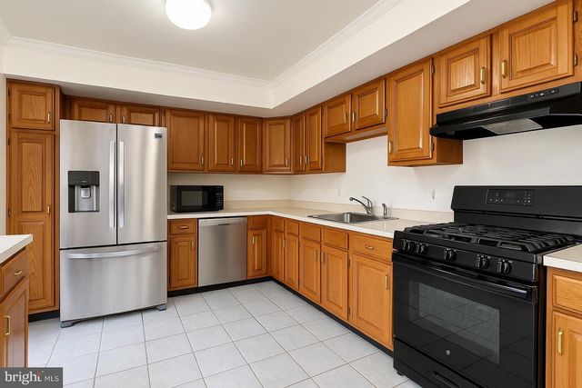 180 SECKEL COURT, Telford, PA 18969