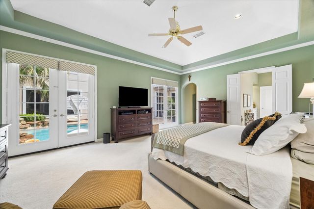13515 Winter Creek Court, Houston, TX 77077