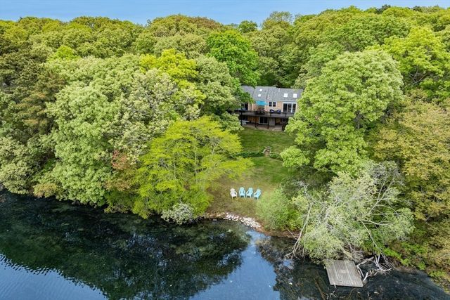 51 Wianno Cir, Barnstable, MA 02655