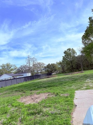 8966 Hill Dr, Saint George, LA 70809