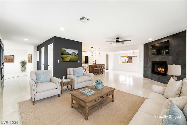 706 North Hollywood Boulevard, Las Vegas, NV 89110