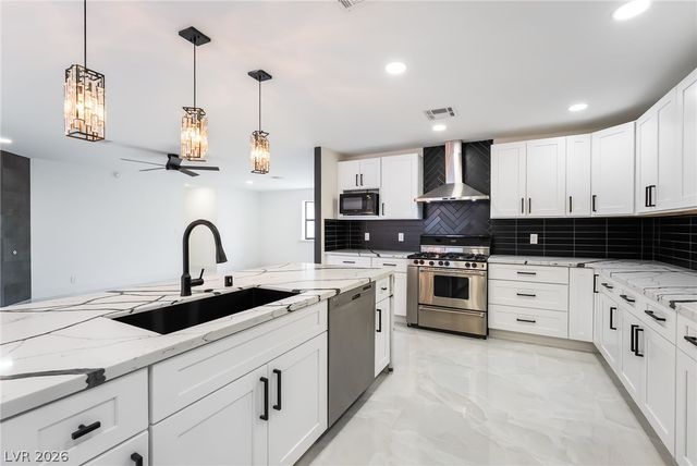 706 North Hollywood Boulevard, Las Vegas, NV 89110