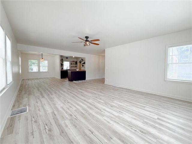 7021 Raytown Road, Kansas City, MO 64133