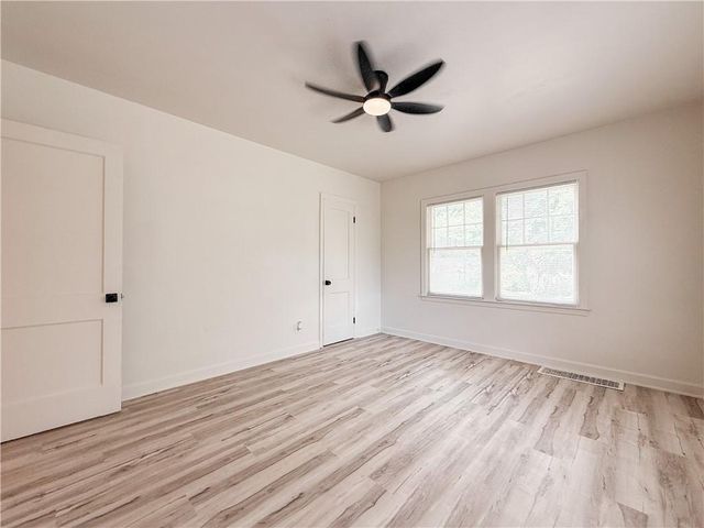 7021 Raytown Road, Kansas City, MO 64133