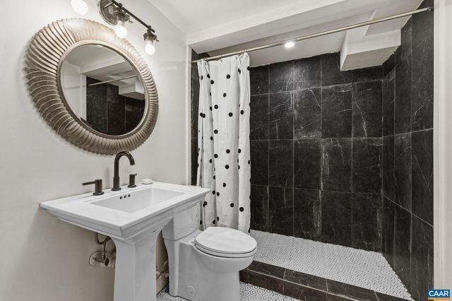 1411 BAKER ST, Charlottesville, VA 22903