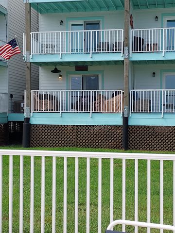 3600 Thomas Dr Apt C104, Panama City, FL 32408