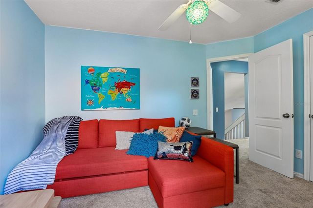 17702 LONG RIDGE ROAD, Tampa, FL 33647