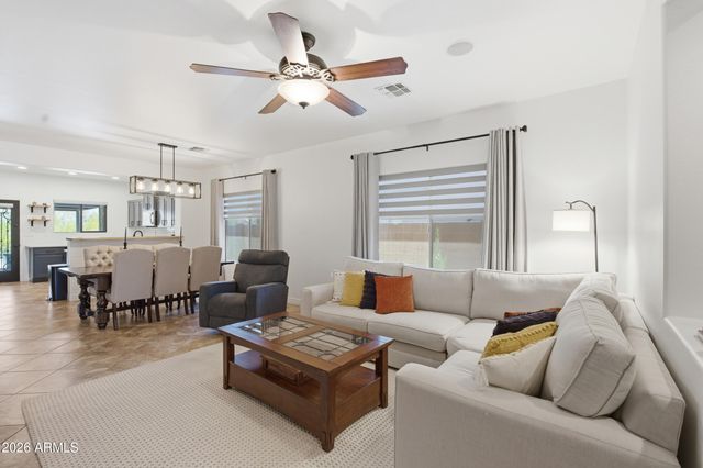 1625 W BIG OAK Street, Phoenix, AZ 85085