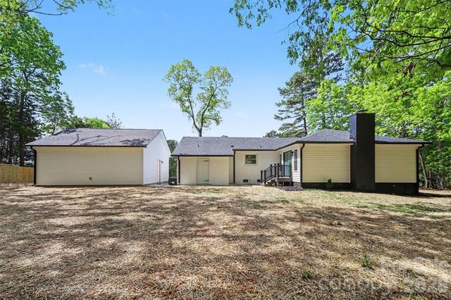 11630 Trails End Lane, Huntersville, NC 28078
