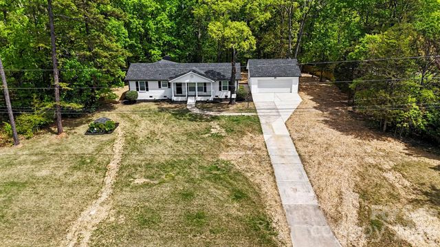 11630 Trails End Lane, Huntersville, NC 28078