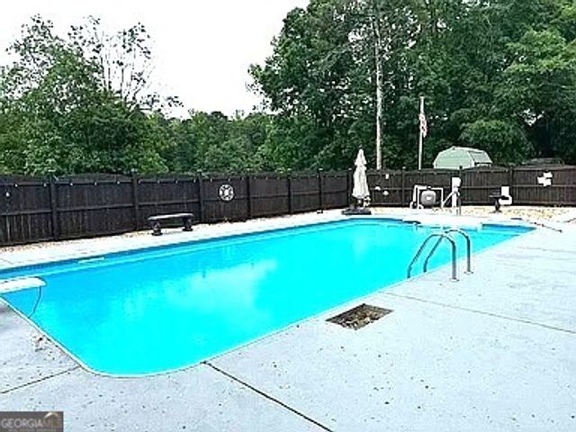 135 Meadow Lakes Boulevard, Cedartown, GA 30125