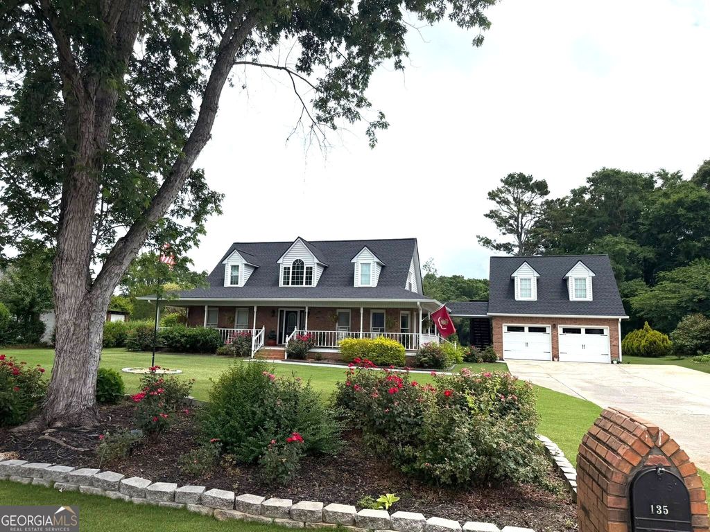 135 Meadow Lakes Boulevard, Cedartown, GA 30125