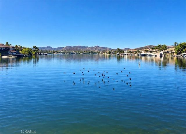 22073 Vacation, Canyon Lake, CA 92587