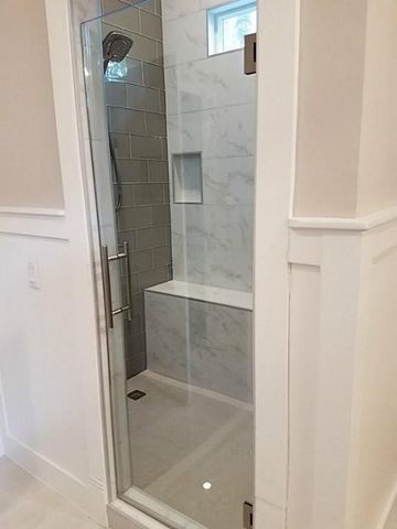1321 Summer Street, Houston, TX 77007