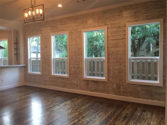 1321 Summer Street, Houston, TX 77007