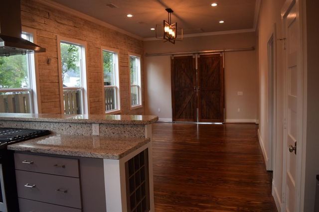 1321 Summer Street, Houston, TX 77007