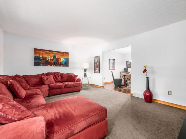 6329 Bellmeadow Drive, Columbus, OH 43229