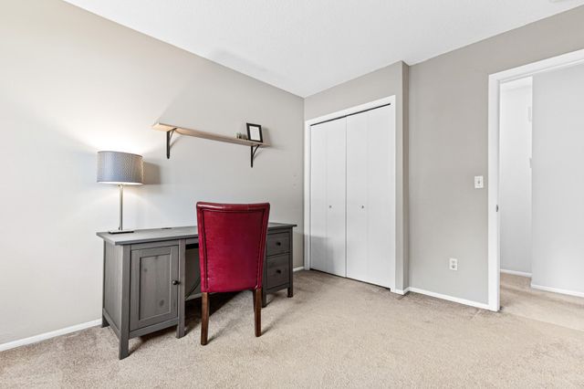 11123 Xavier Circle, Bloomington, MN 55437
