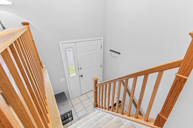 11123 Xavier Circle, Bloomington, MN 55437