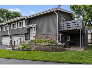 11123 Xavier Circle, Bloomington, MN 55437