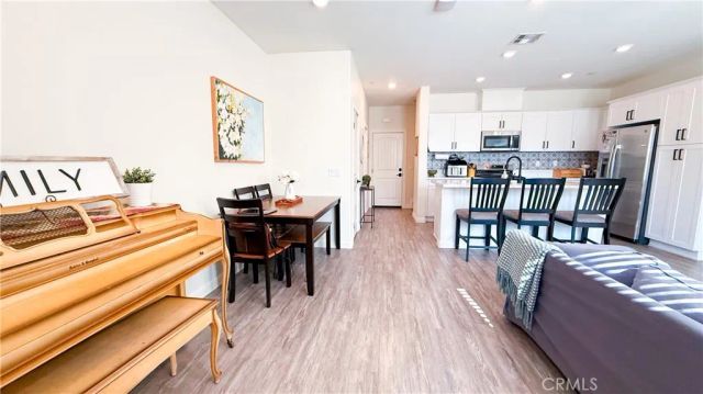 30383 Town Square, Menifee, CA 92584