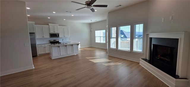 921 Round Top Street, Prairie Grove, AR 72753