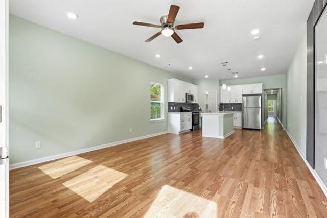819 Junction Avenue A, Cleveland, TX 77328
