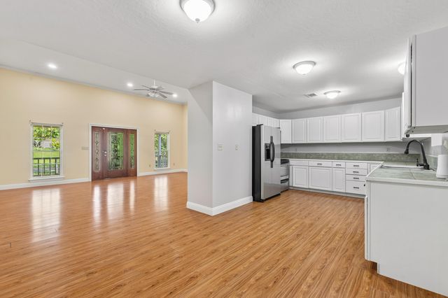 7 Hunter Dr., Hattiesburg, MS 39402