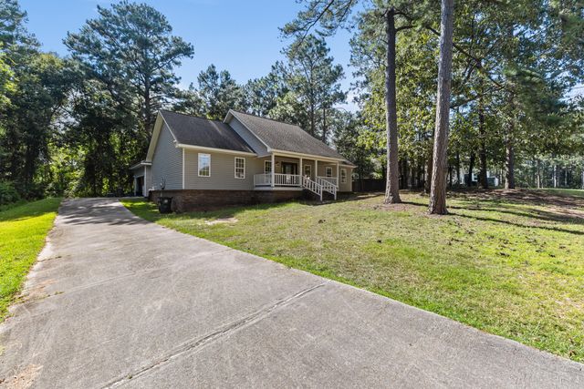 7 Hunter Dr., Hattiesburg, MS 39402