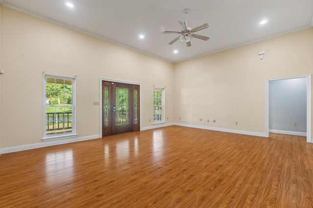 7 Hunter Dr., Hattiesburg, MS 39402