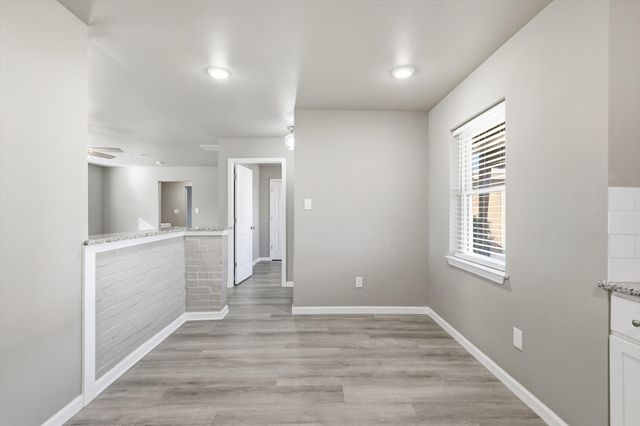 412 N Dallas Street, Pilot Point, TX 76258