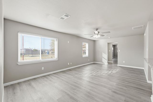 412 N Dallas Street, Pilot Point, TX 76258