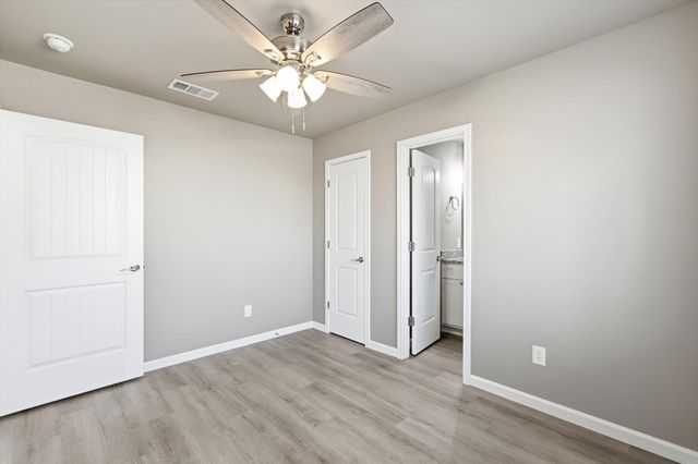 412 N Dallas Street, Pilot Point, TX 76258