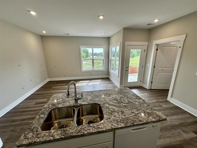 874 3rd Avenue 12, Lake Odessa, MI 48849