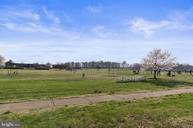 4045 CRAY DR, Warrenton, VA 20187