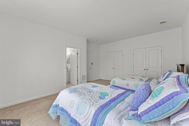 4045 CRAY DR, Warrenton, VA 20187