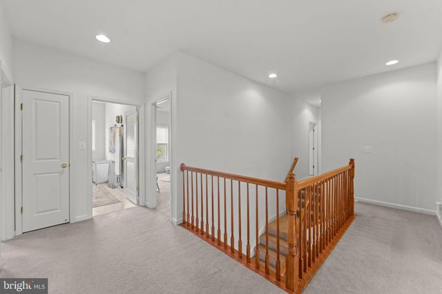 4045 CRAY DR, Warrenton, VA 20187