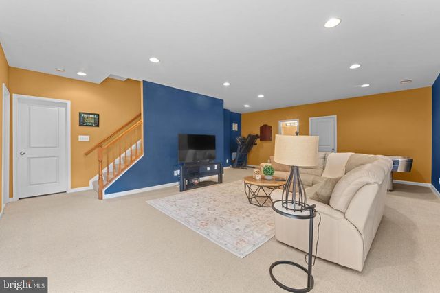 4045 CRAY DR, Warrenton, VA 20187