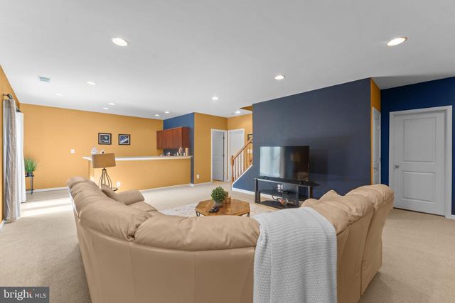 4045 CRAY DR, Warrenton, VA 20187