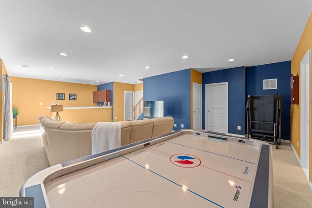 4045 CRAY DR, Warrenton, VA 20187