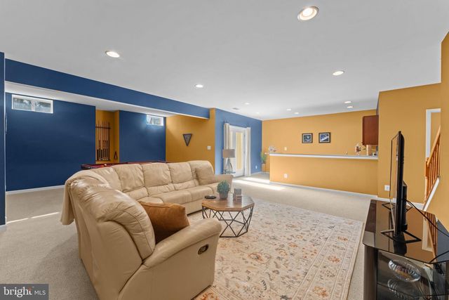 4045 CRAY DR, Warrenton, VA 20187