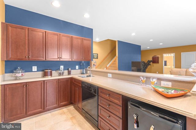 4045 CRAY DR, Warrenton, VA 20187