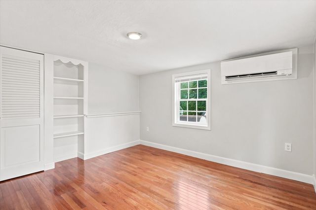 3 Norman Ave, Newburyport, MA 01950