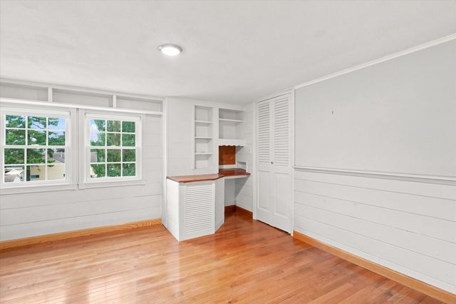 3 Norman Ave, Newburyport, MA 01950