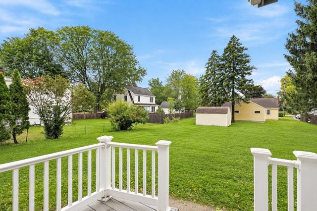 3 Norman Ave, Newburyport, MA 01950